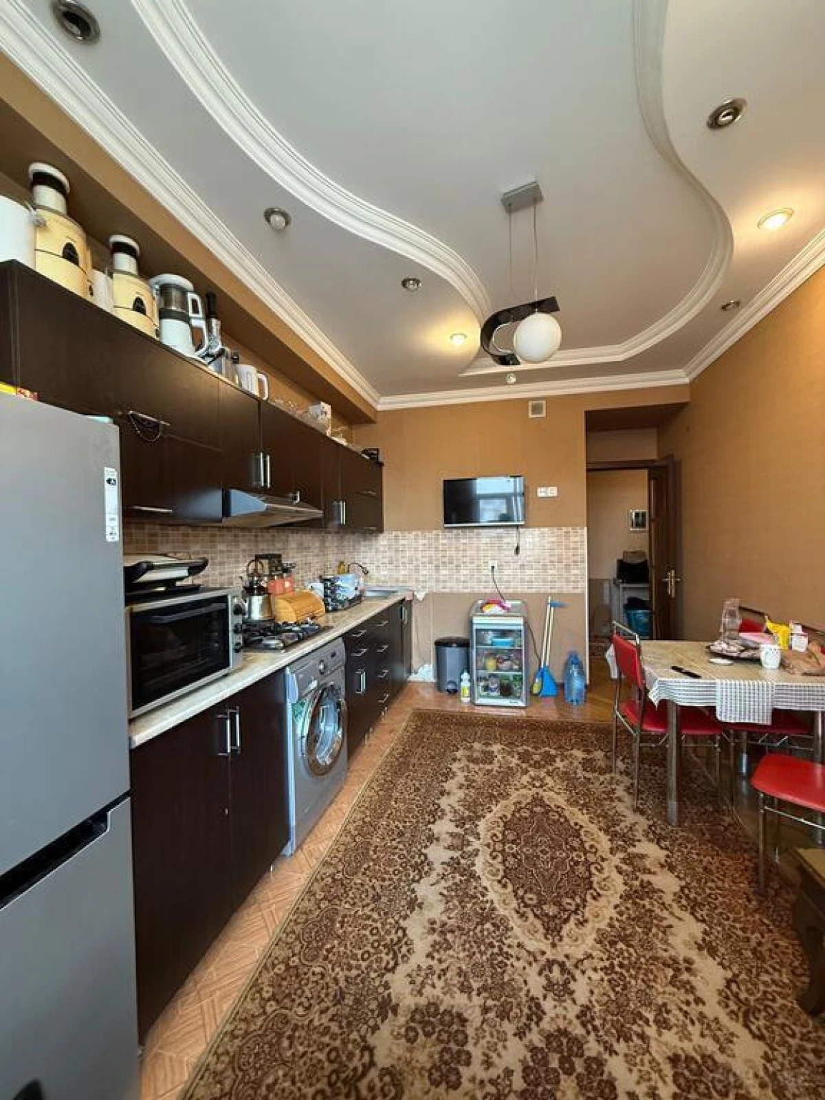 Satılır 2 otaqlı mənzil 85 m²