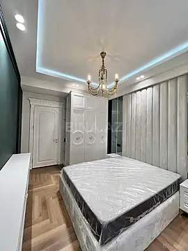 Satılır 2 otaqlı mənzil 67 m²