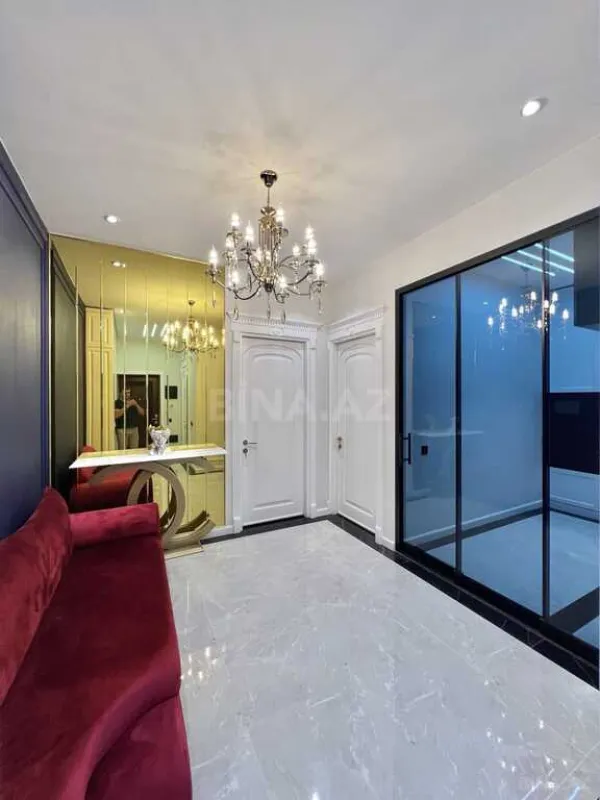 Satılır 2 otaqlı mənzil 67 m²