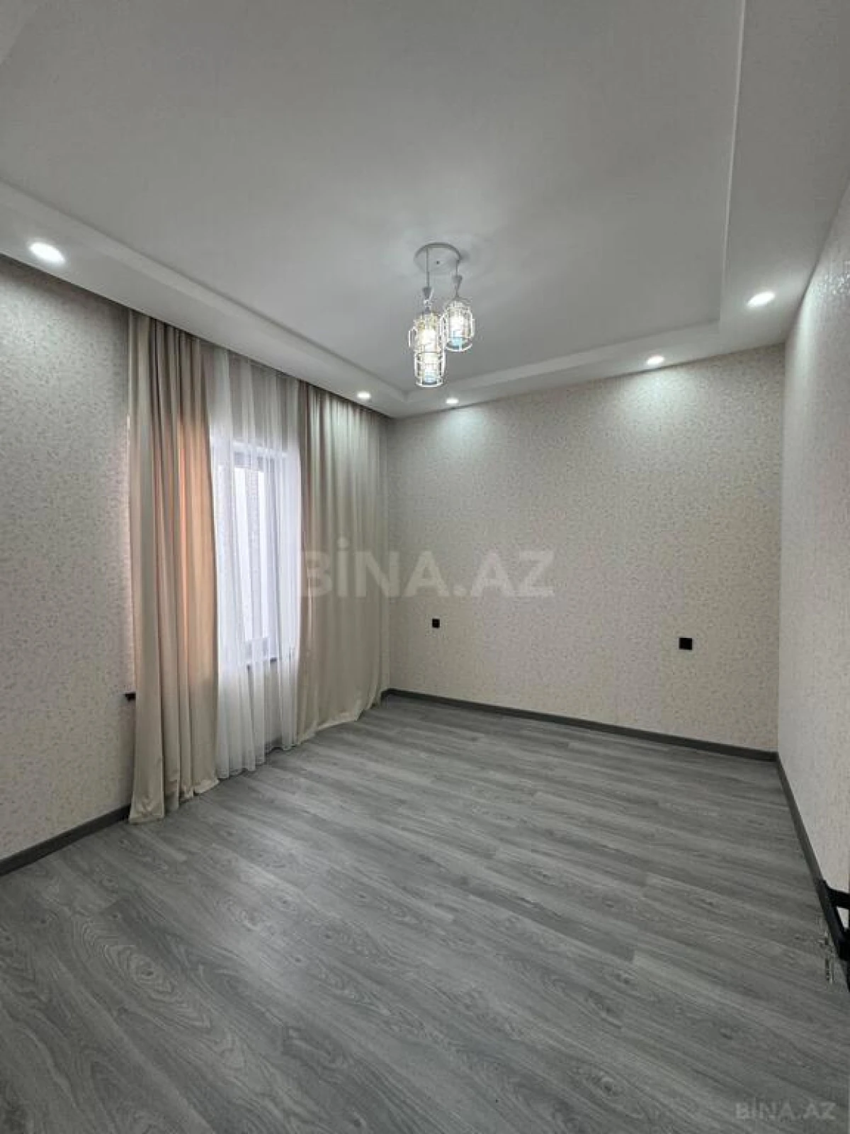 Satılır 4 otaqlı həyət evi 130 m²