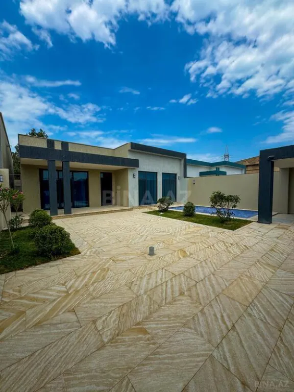 Satılır 4 otaqlı həyət evi 130 m²