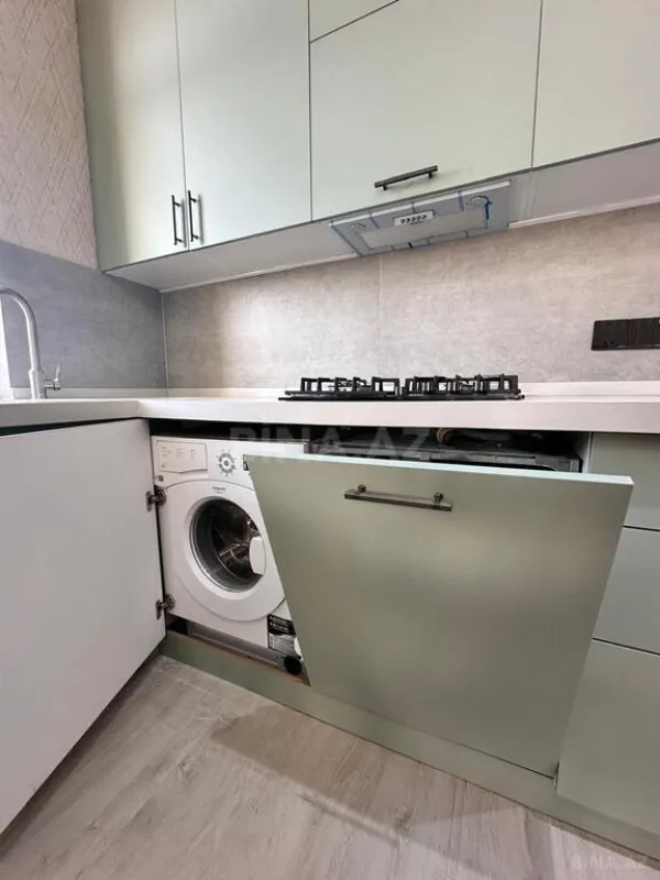 Satılır 2 otaqlı mənzil 72 m²