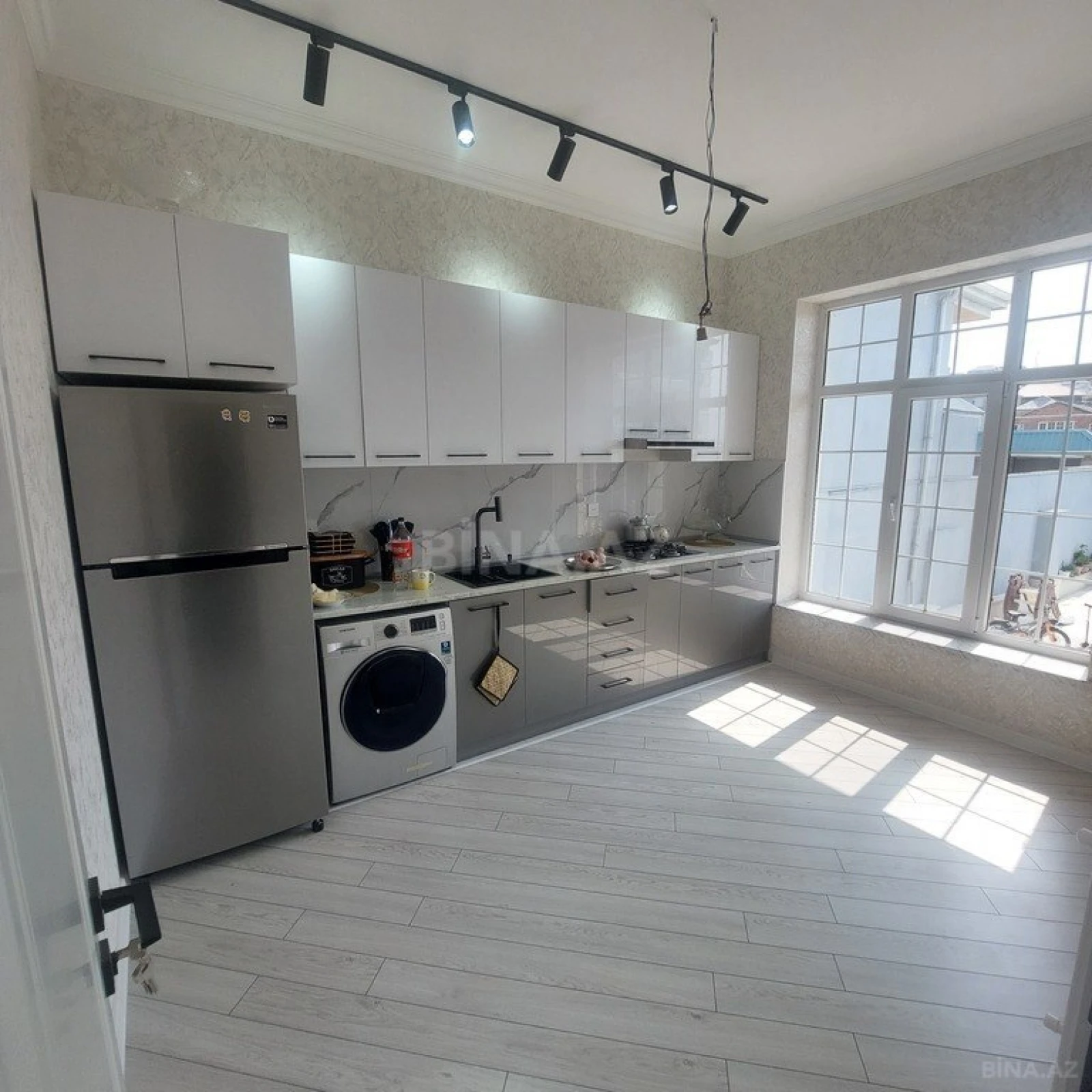 Satılır 4 otaqlı həyət evi 130 m²