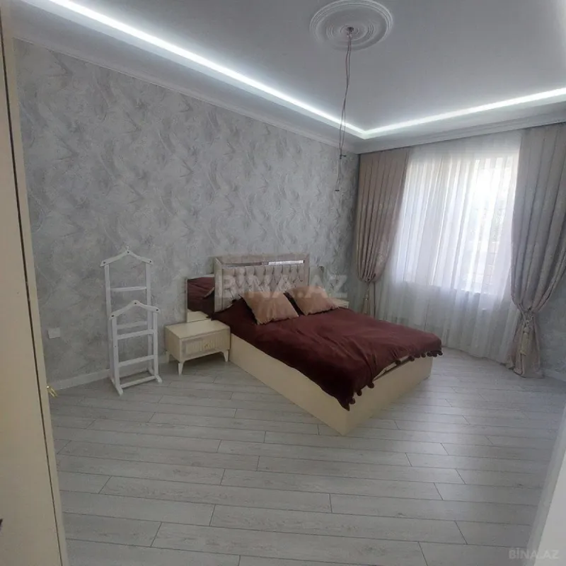 Satılır 4 otaqlı həyət evi 130 m²