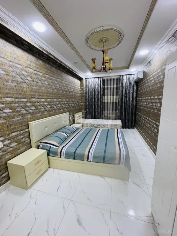 Satılır 2 otaqlı mənzil 83 m²