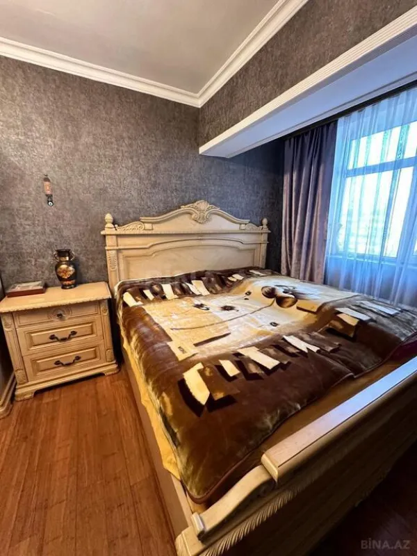 Satılır 3 otaqlı mənzil 90 m²