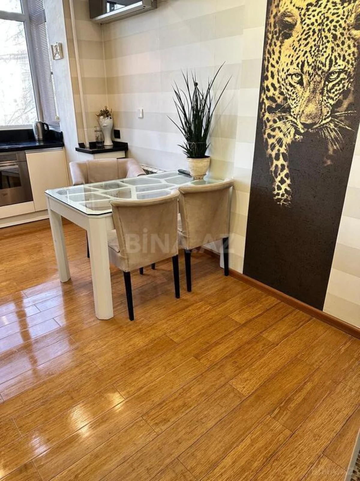 Satılır 3 otaqlı mənzil 90 m²