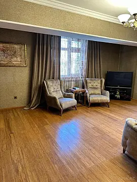 Satılır 3 otaqlı mənzil 90 m²