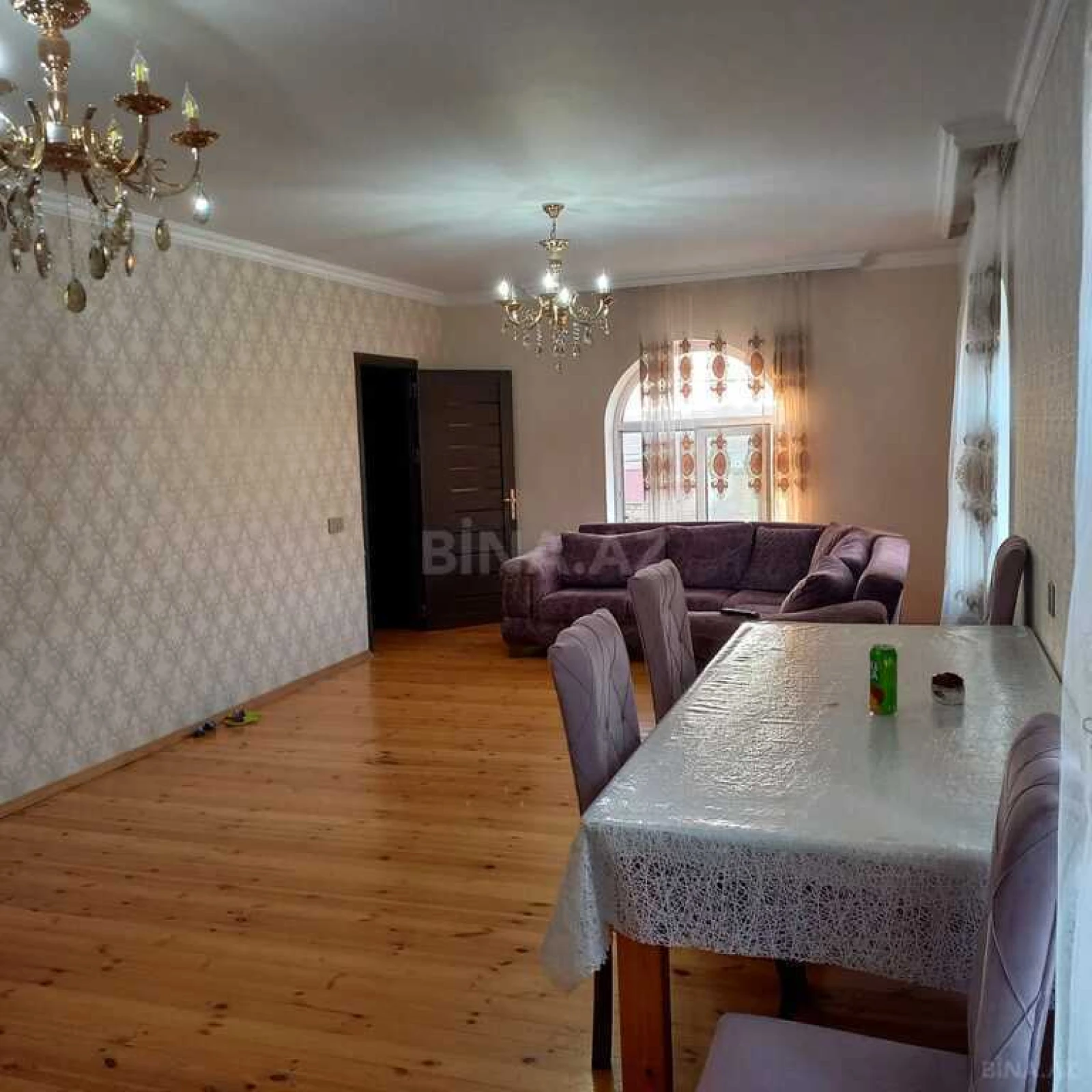Satılır 8 otaqlı həyət evi 260 m²
