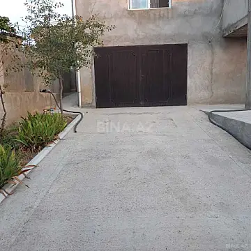 Satılır 8 otaqlı həyət evi 260 m²