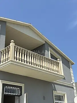 Satılır 8 otaqlı həyət evi 180 m²