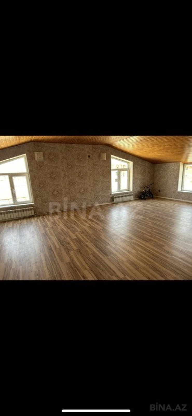 Satılır 8 otaqlı həyət evi 180 m²