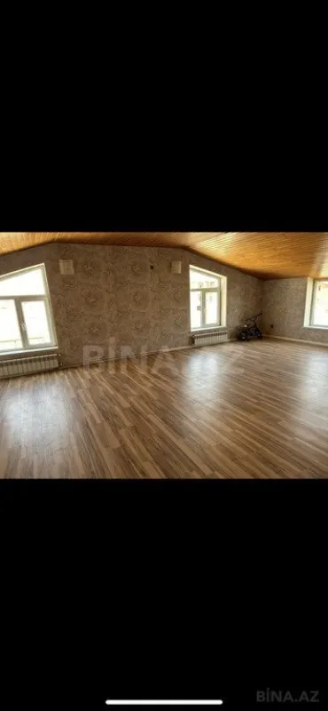 Satılır 8 otaqlı həyət evi 180 m²