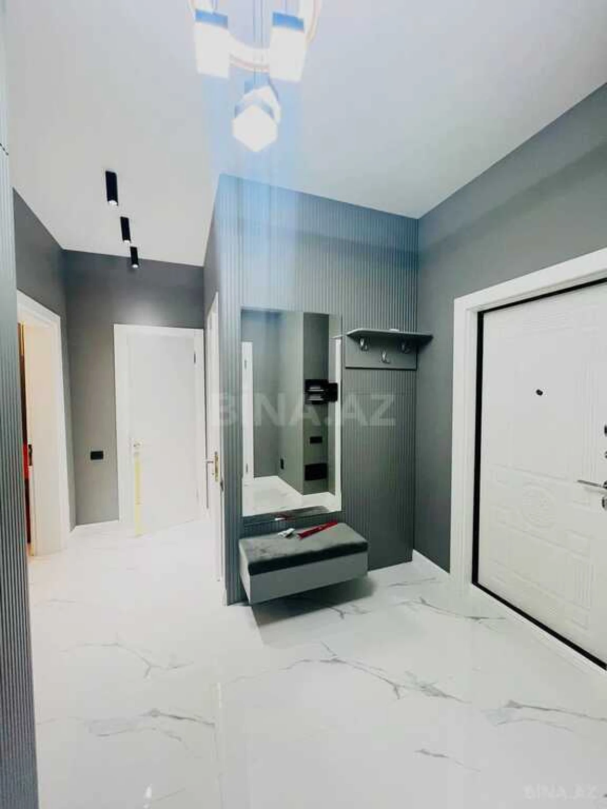 Kirayə verilir 3 otaqlı mənzil 110 m²