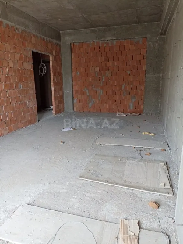 Satılır 1 otaqlı mənzil 69 m²