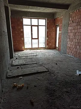 Satılır 1 otaqlı mənzil 69 m²