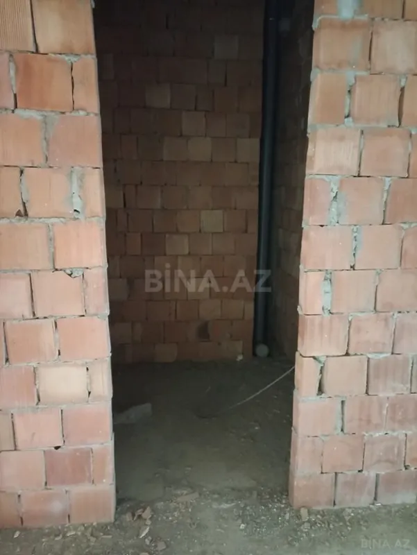 Satılır 1 otaqlı mənzil 69 m²