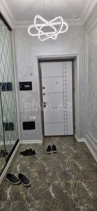 Kirayə verilir 3 otaqlı mənzil 110 m²