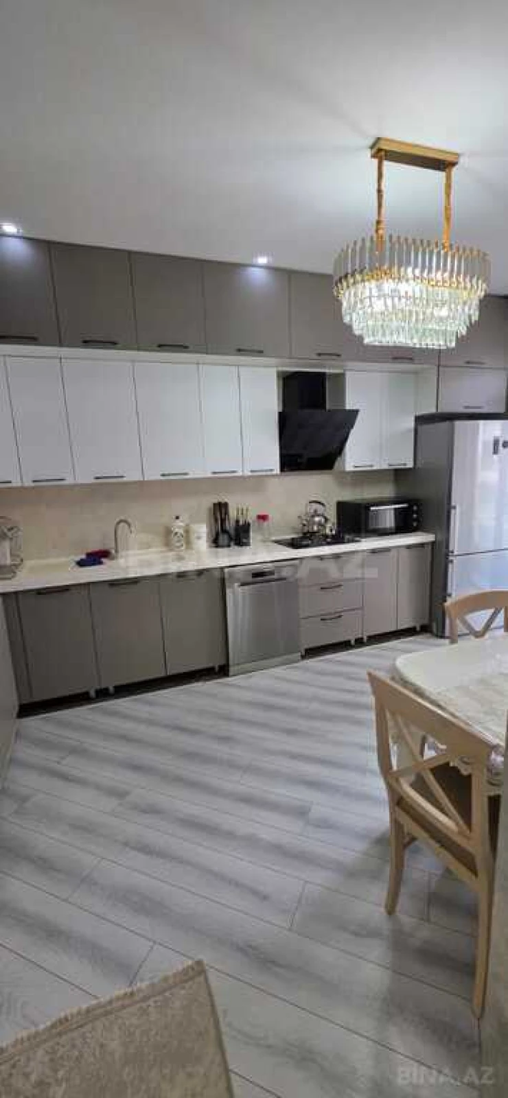 Kirayə verilir 3 otaqlı mənzil 110 m²