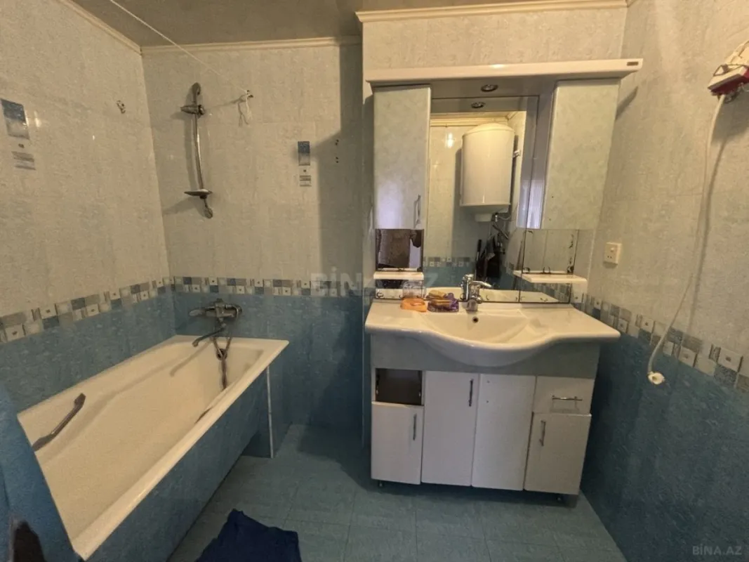 Kirayə verilir 2 otaqlı mənzil 85 m²