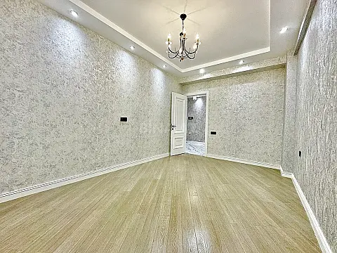 Satılır 2 otaqlı mənzil 70 m²