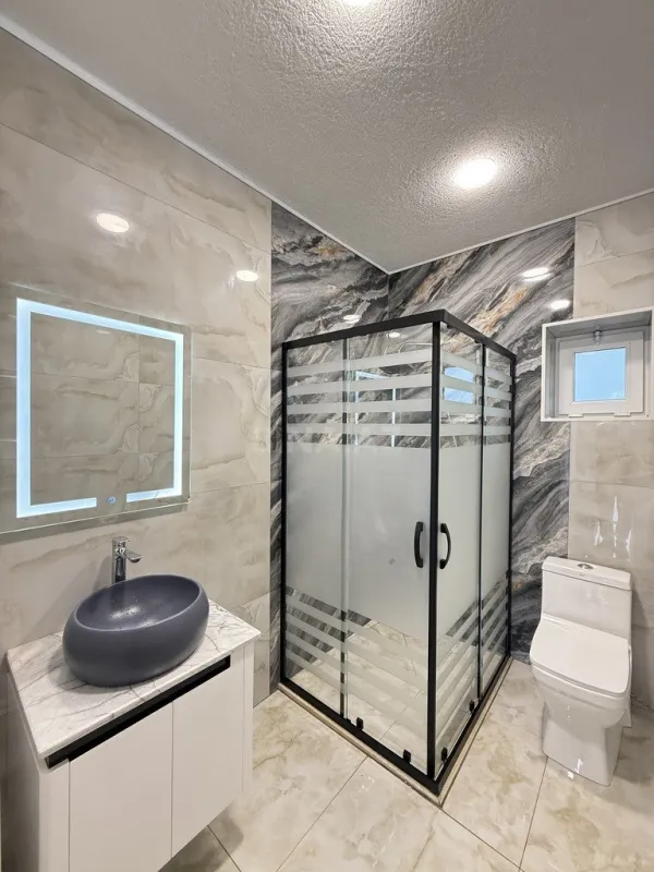 Satılır 5 otaqlı həyət evi 200 m²