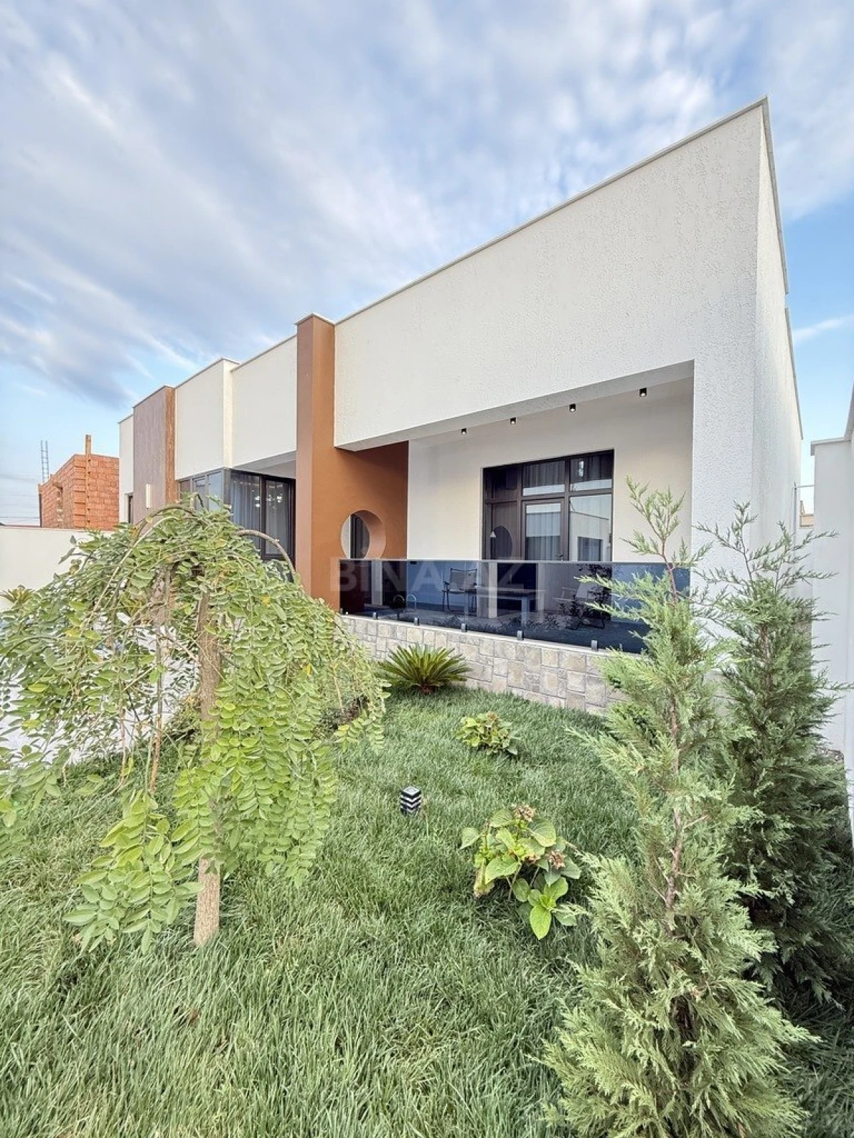 Satılır 4 otaqlı həyət evi 170 m²