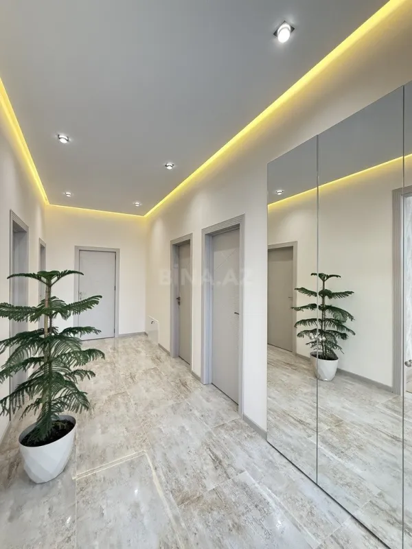 Satılır 4 otaqlı həyət evi 170 m²