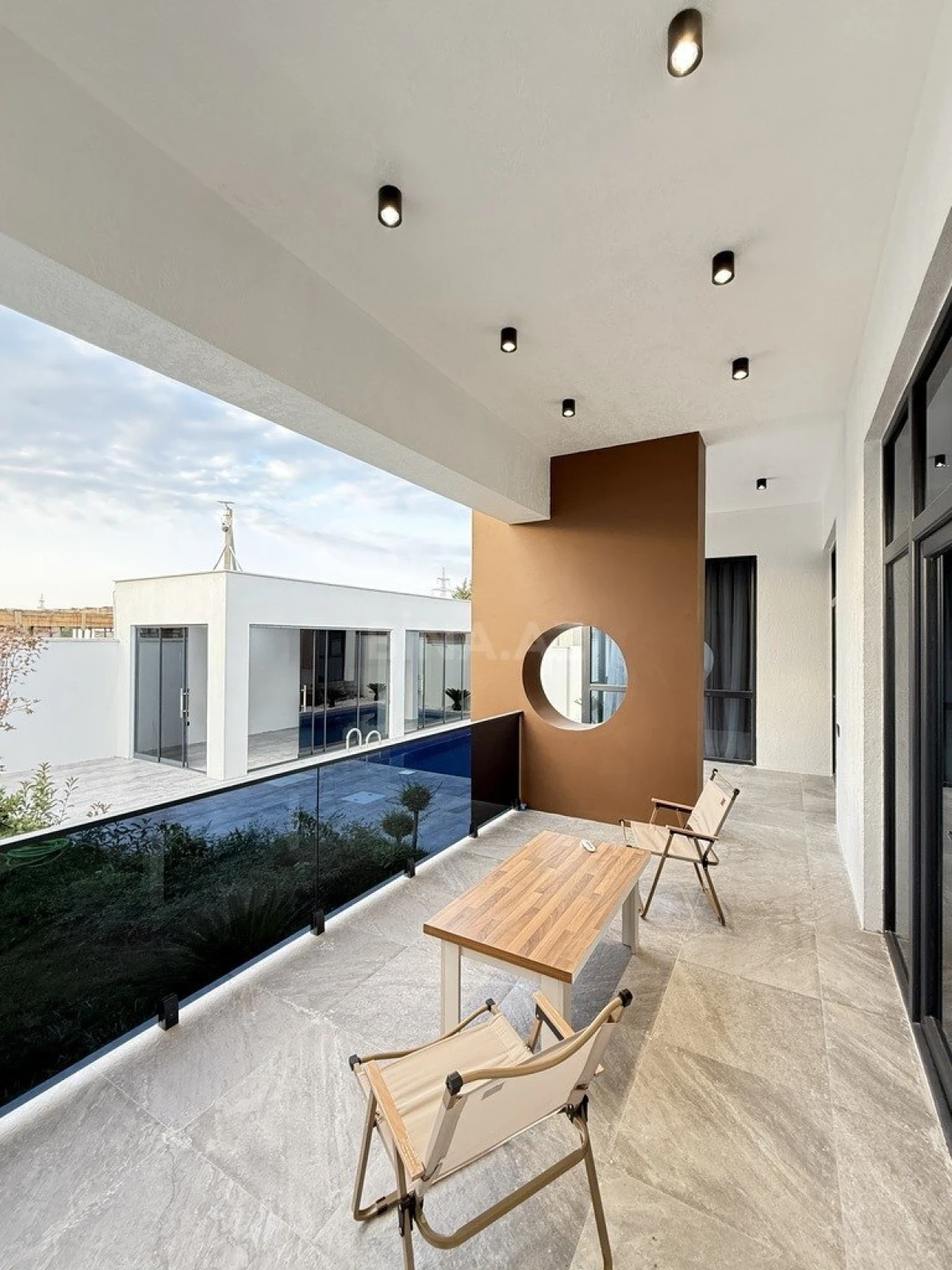 Satılır 4 otaqlı həyət evi 170 m²