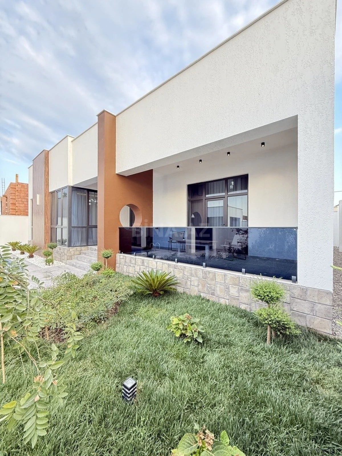 Satılır 4 otaqlı həyət evi 170 m²