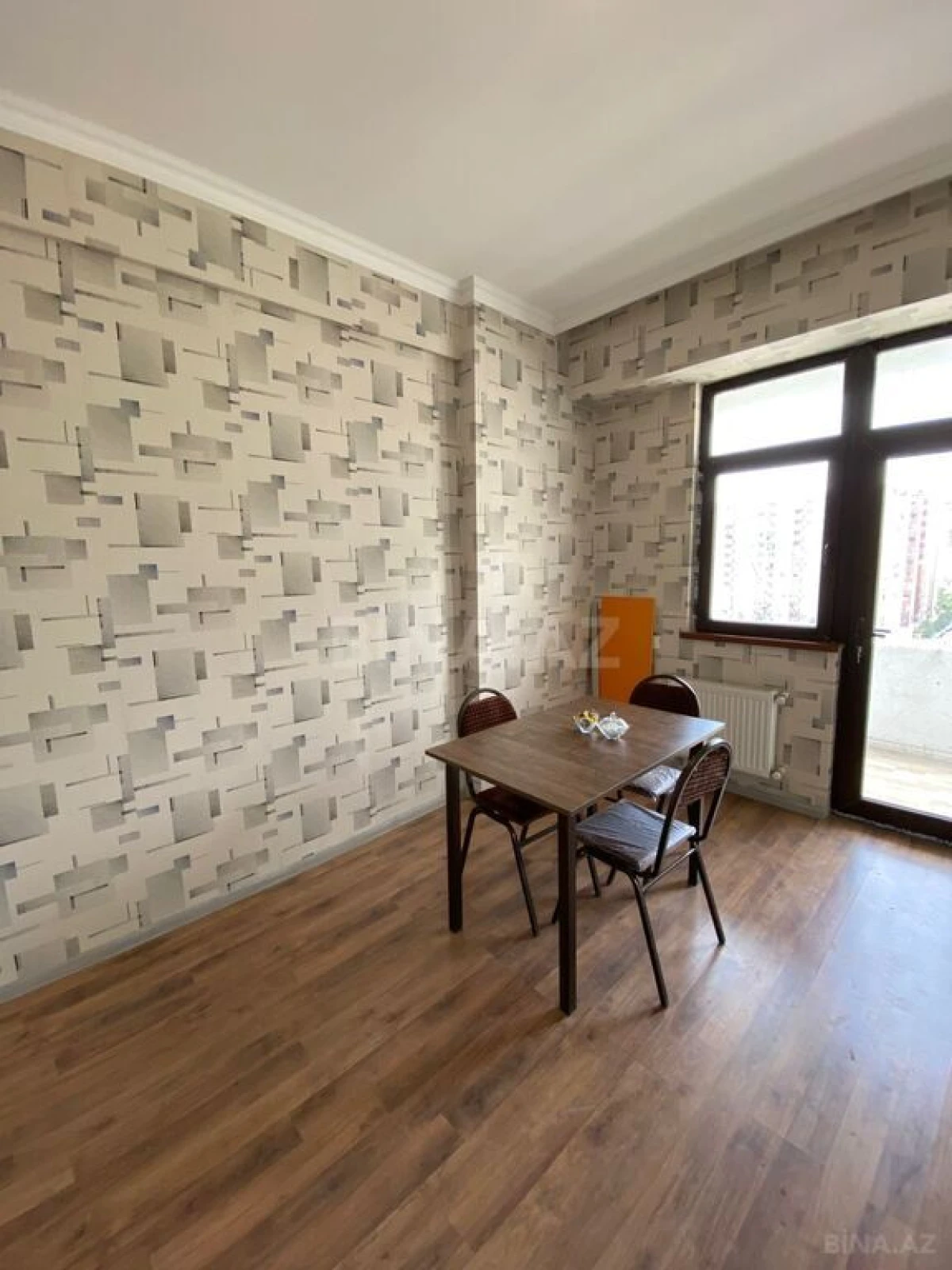 Satılır 2 otaqlı mənzil 66.8 m²