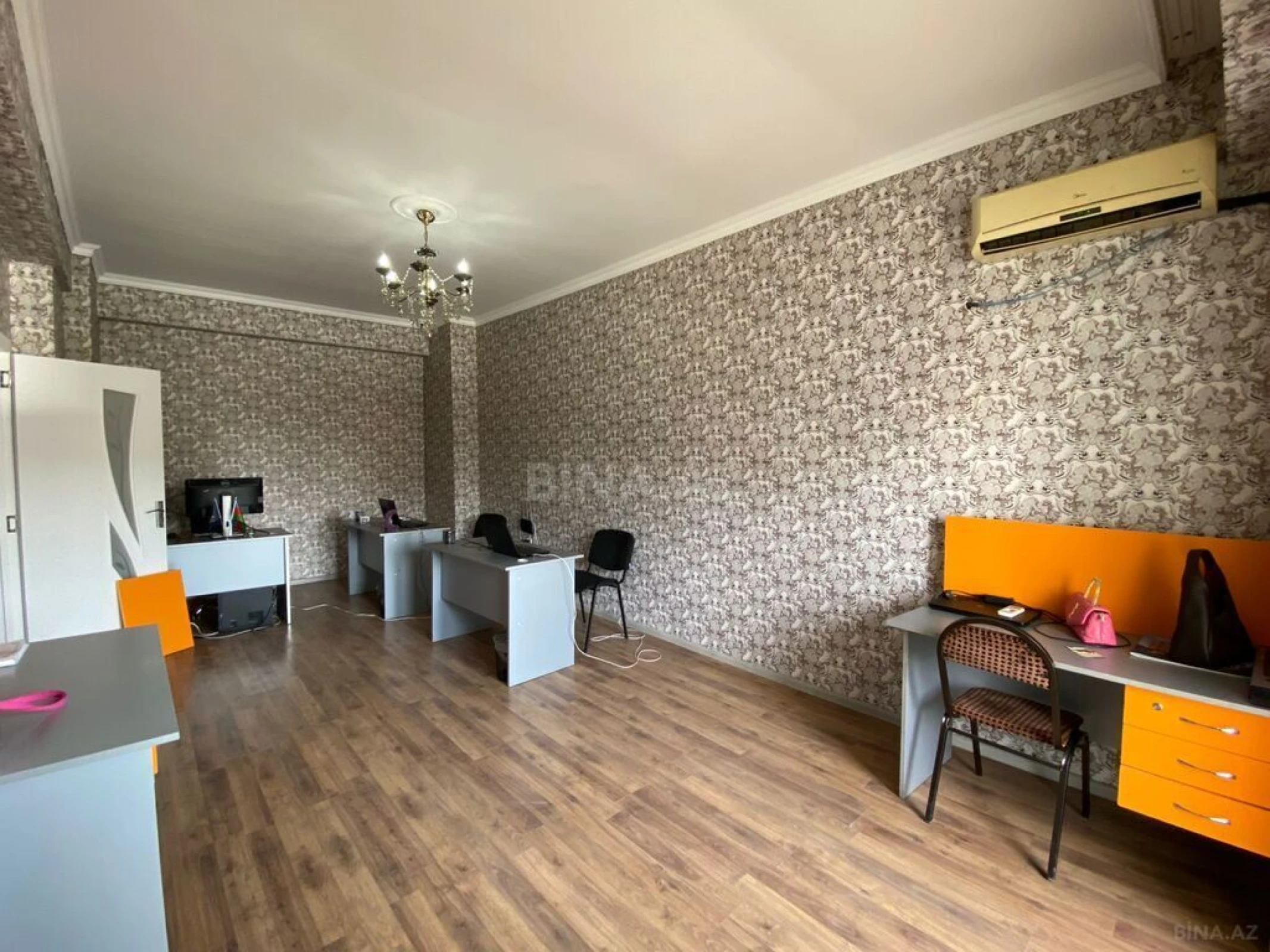 Satılır 2 otaqlı mənzil 66.8 m²