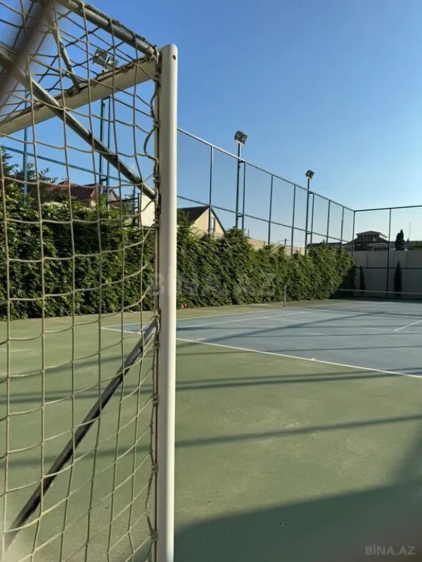 Kirayə verilir 6 otaqlı həyət evi 500 m²