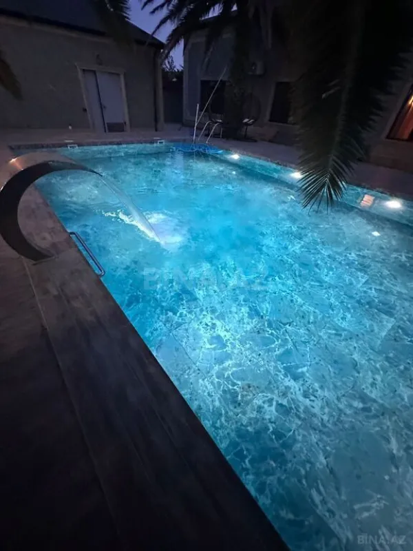 Kirayə verilir 6 otaqlı həyət evi 500 m²