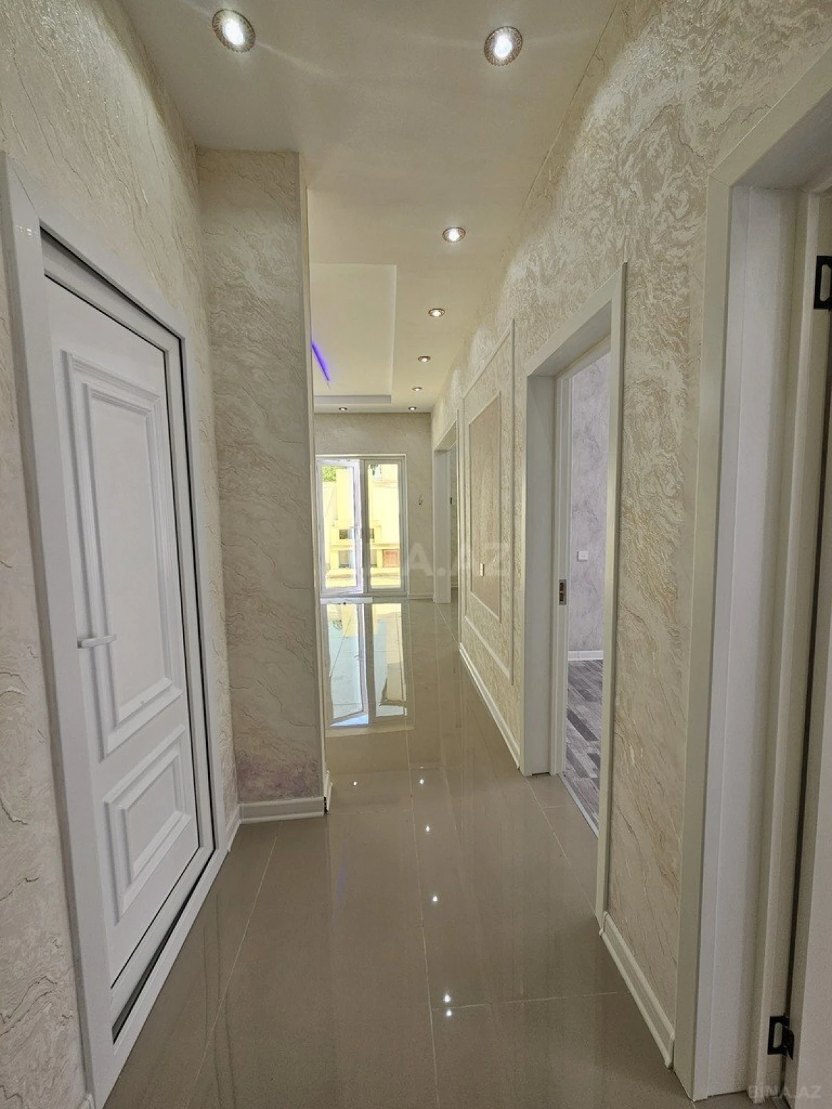 Satılır 4 otaqlı həyət evi 150 m²