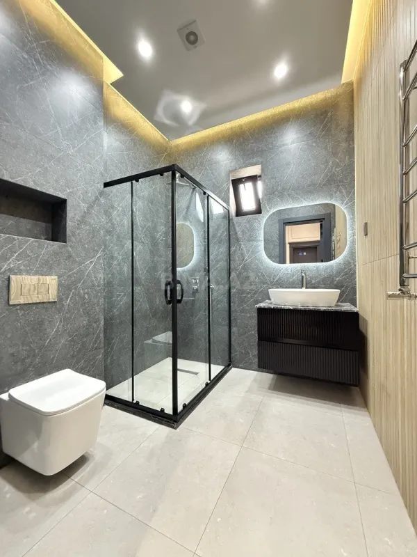 Satılır 6 otaqlı həyət evi 340 m²