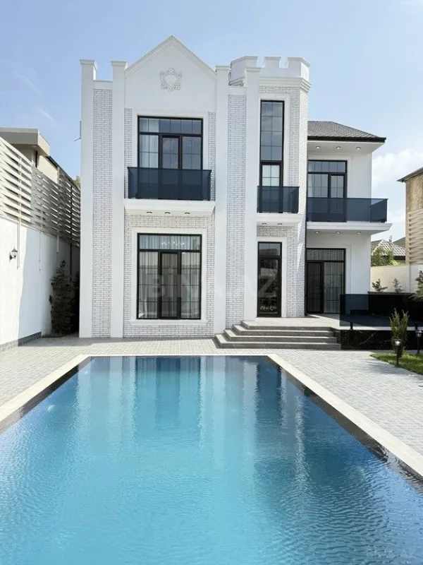 Satılır 6 otaqlı həyət evi 340 m²