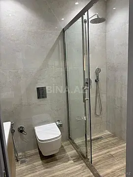 Satılır 4 otaqlı mənzil 174 m²