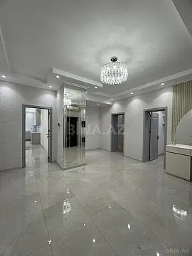 Satılır 4 otaqlı mənzil 174 m²
