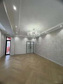 Satılır 4 otaqlı mənzil 174 m²