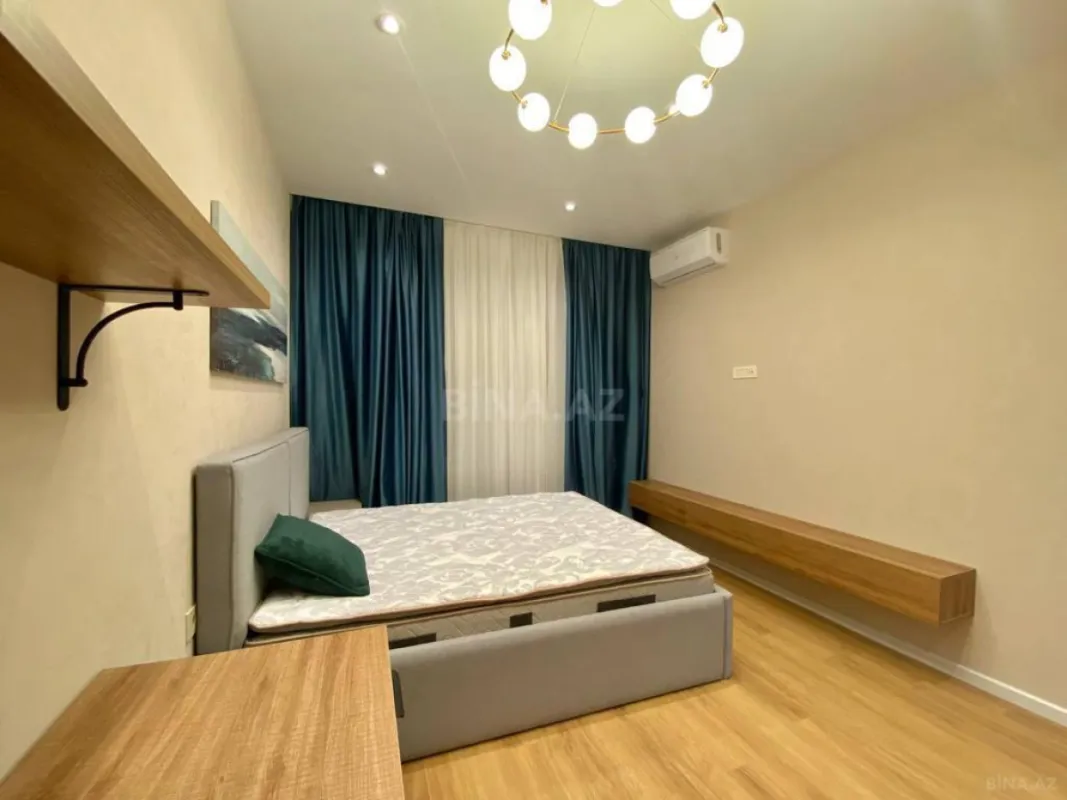 Kirayə verilir 3 otaqlı mənzil 150 m²