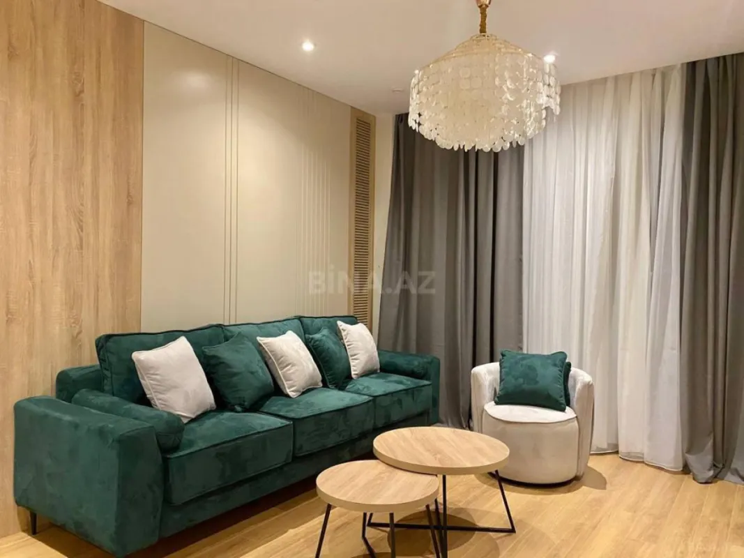 Kirayə verilir 3 otaqlı mənzil 150 m²