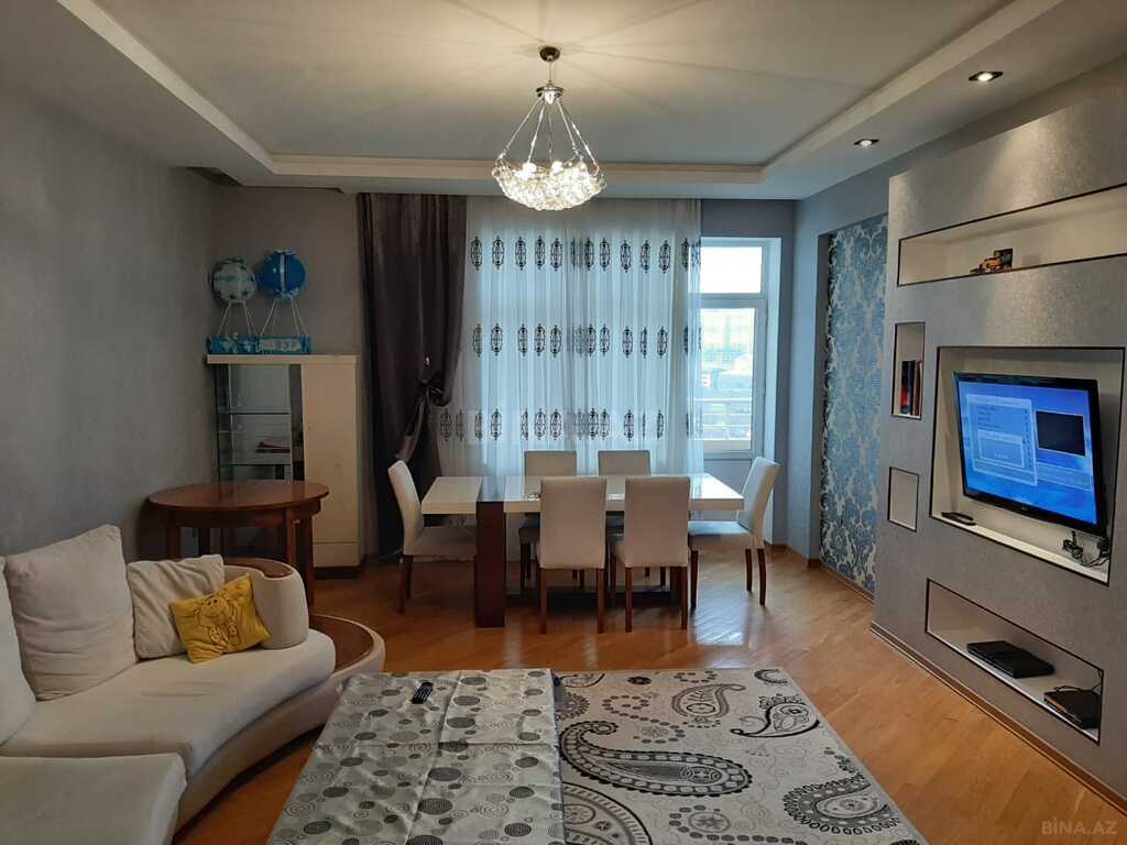 Kirayə verilir 2 otaqlı mənzil 105 m² — Bakı 2 otaq 105.00 m²