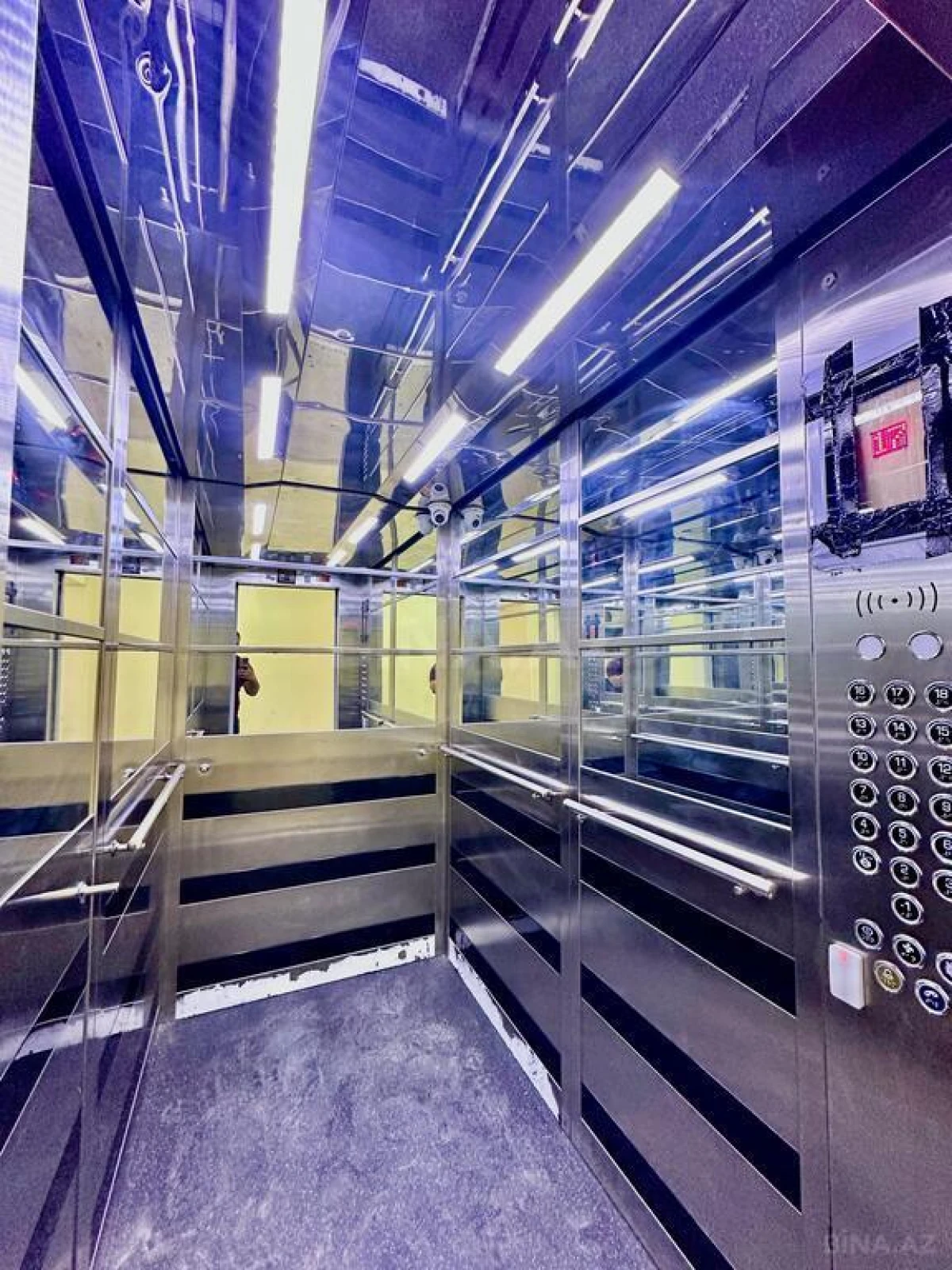 Satılır 2 otaqlı mənzil 90 m²