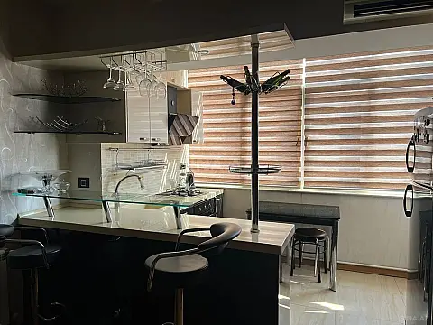 Satılır 3 otaqlı mənzil 102 m²