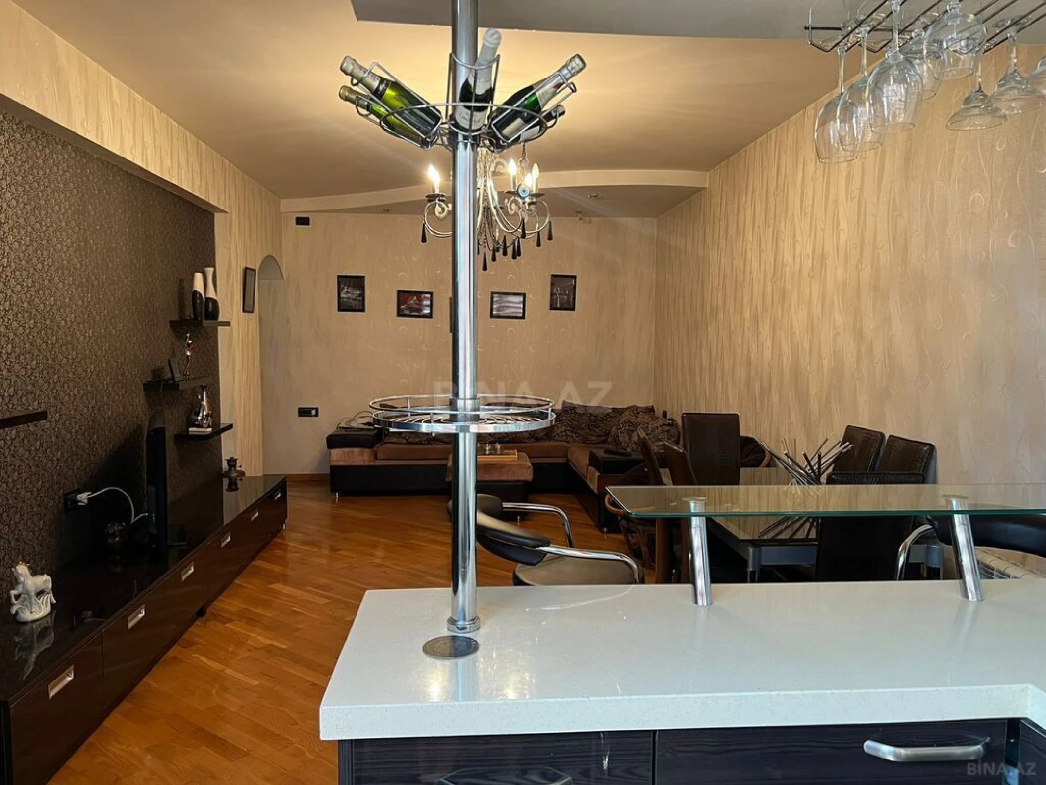 Satılır 3 otaqlı mənzil 102 m²