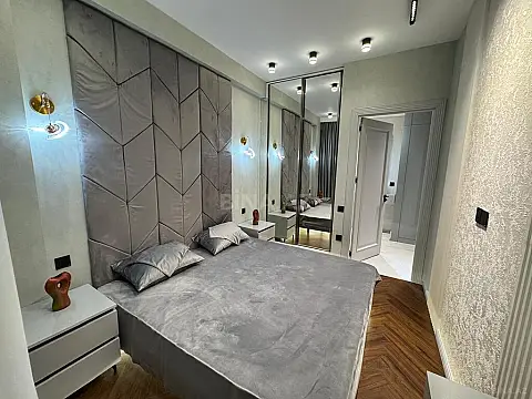 Satılır 2 otaqlı mənzil 60.5 m²