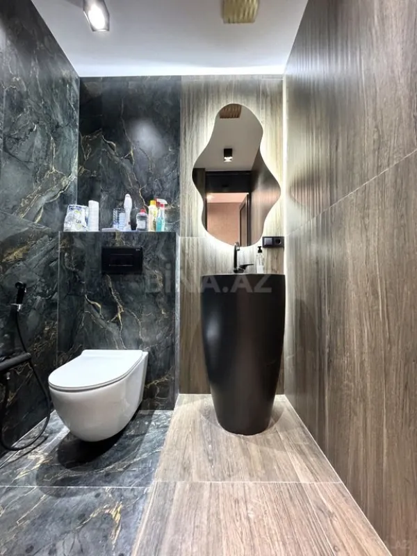 Satılır 2 otaqlı mənzil 60 m²