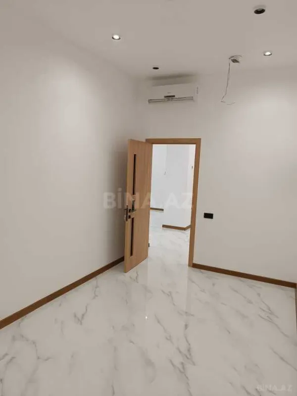 Satılır obyekt 265 m²