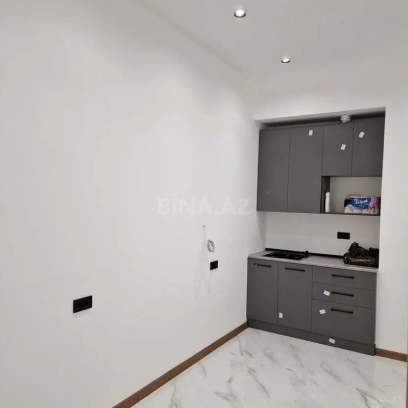 Satılır obyekt 265 m²